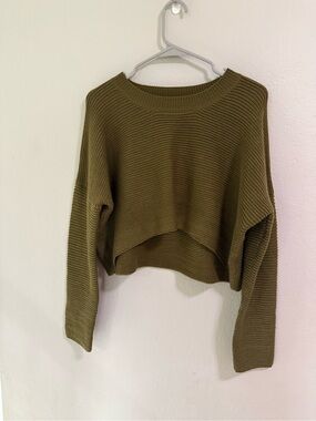 Lilyful Olive Green Cropped Knit Sweater Dolman Sleeve M
